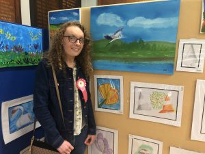 Dearbhla Brogan with her painting