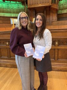 Laura McConnellogue And Sarah